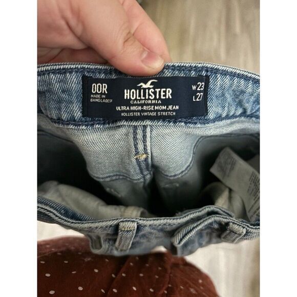 HOLLISTER WOMEN'S LIGHT WASH MOM JEAN ULTRA HIGH RISE BANDANA RIPPED 00R 23/27 - Picture 3 of 4